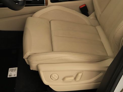 Certified 2023 Audi Q5 2.0T Premium Plus w/ Premium Plus Package AWD/4WD image 25