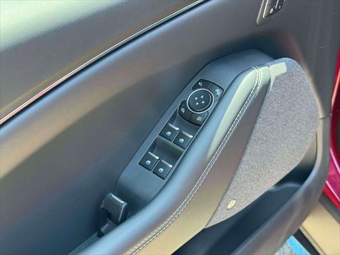 Used 2025 Ford Mustang Mach-E Premium AWD/4WD image 19
