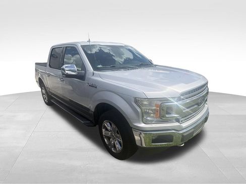 Used 2018 Ford F150 XLT w/ Equipment Group 302A Luxury AWD/4WD image 4