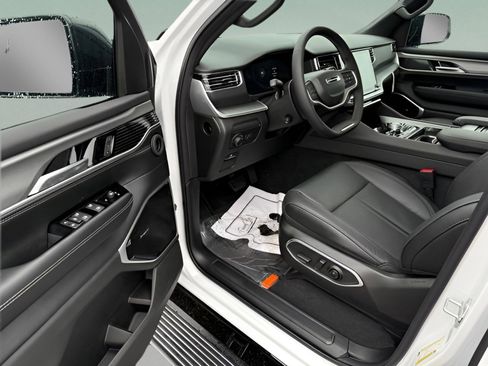 New 2026 Jeep Grand Wagoneer Limited AWD/4WD image 20