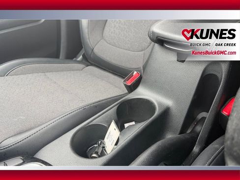 Used 2025 Kia Seltos S image 22