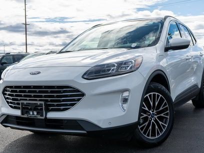 Used 2022 Ford Escape Titanium w/ Class II Trailer Tow Package