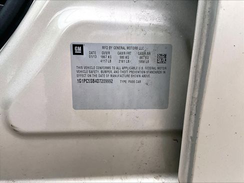 Used 2013 Chevrolet Cruze LT w/ All-Star Edition image 6