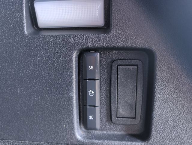 Used 2022 Lincoln Aviator Reserve w/ Equipment Group 201A AWD/4WD image 32