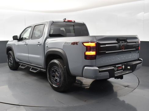 New 2026 Nissan Frontier PRO-4X w/ Pro-4x Convenience Package image 6