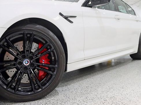 Used 2023 BMW M5 w/ Competition Package image 4
