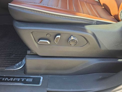 Used 2023 GMC Sierra 1500 Denali Ultimate image 17