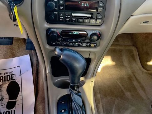 Used 1999 Oldsmobile Intrigue GL image 14