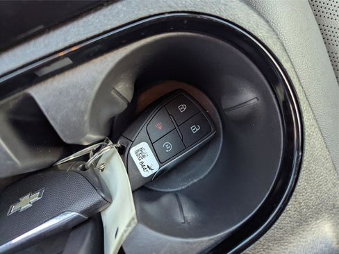 Used 2023 Chevrolet Colorado ZR2 w/ ZR2 Convenience Package III image 19