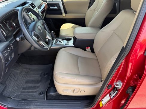 Used 2023 Toyota 4Runner Limited AWD/4WD image 10