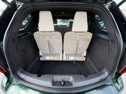 Used 2013 Ford Explorer XLT FWD image 39