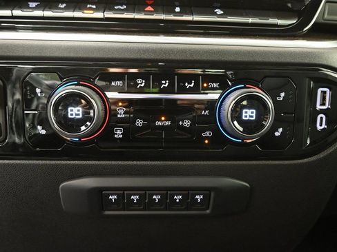 New 2026 Chevrolet Silverado 3500 LT w/ All Star Edition AWD/4WD image 28