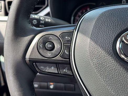 Used 2025 Toyota RAV4 XLE w/ Weather Package image 30