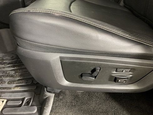 Used 2018 RAM 2500 Laramie w/ Sport Appearance Group image 17