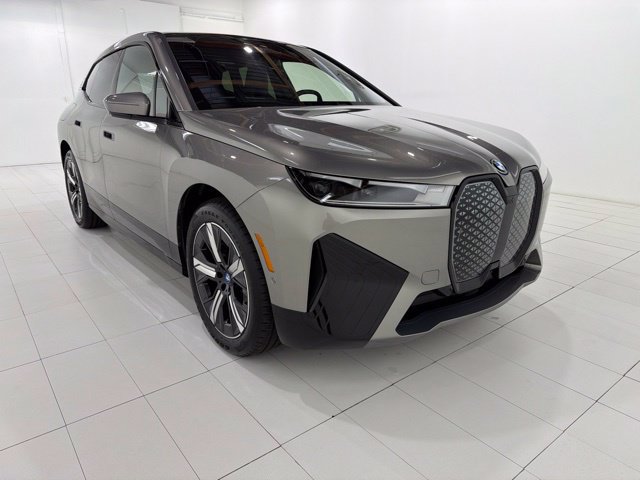 Certified 2024 BMW iX xDrive50 w/ Sport Package AWD/4WD image 7