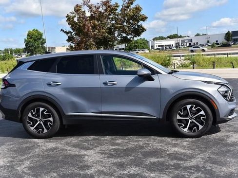 Used 2023 Kia Sportage EX FWD image 5