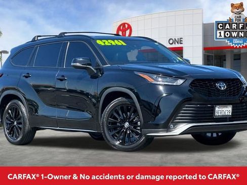 Used 2023 Toyota Highlander XSE AWD/4WD image 2