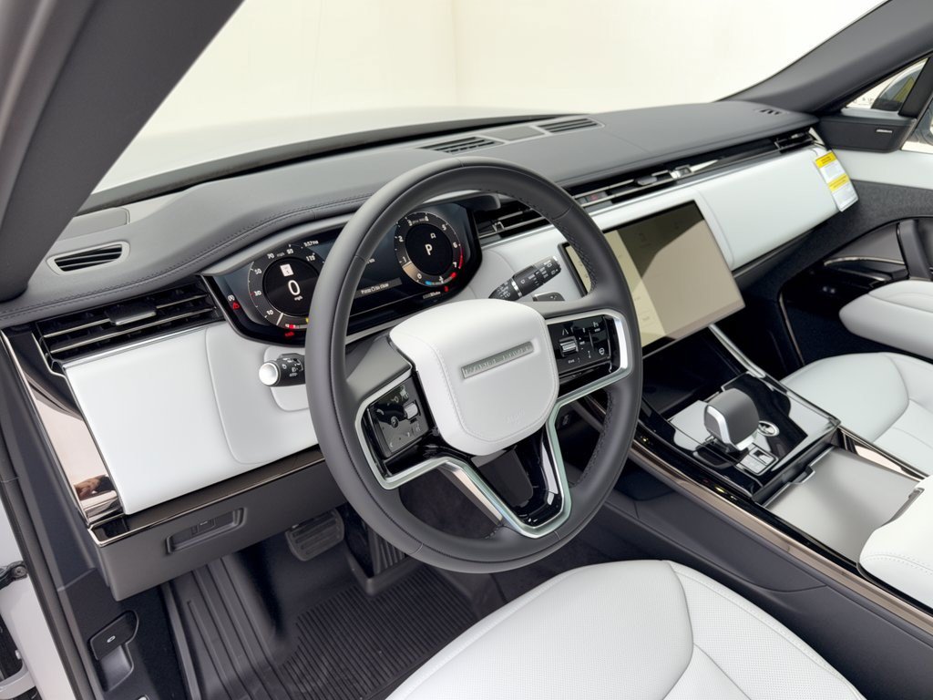 New 2027 Land Rover Range Rover Sport SE AWD/4WD image 4