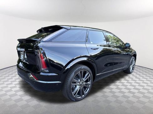 Used 2026 Cadillac Optiq Sport 2 RWD image 5