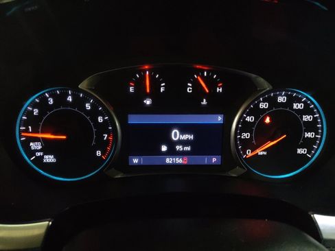 Used 2020 Chevrolet Traverse LT image 23