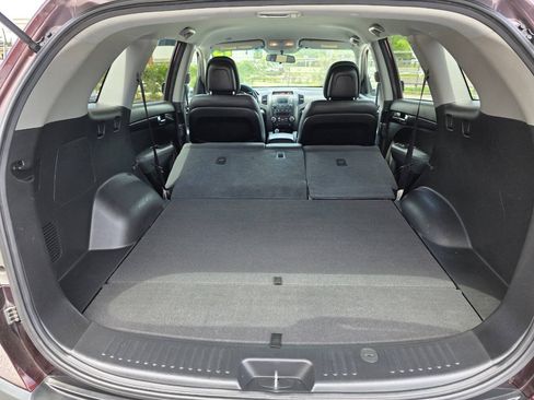 Used 2013 Kia Sorento EX FWD image 11