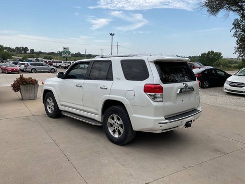 Used 2013 Toyota 4Runner SR5 RWD image 7
