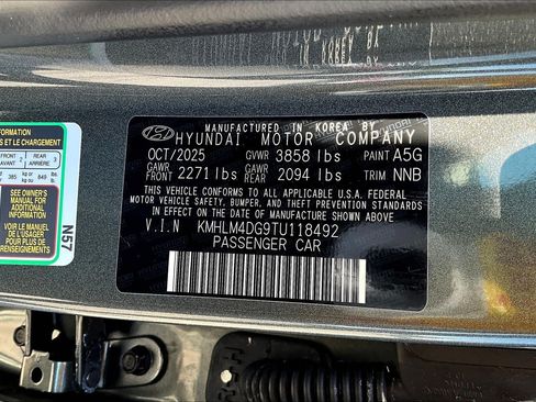 Used 2026 Hyundai Elantra Sport FWD image 11