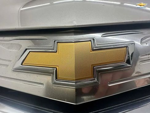 Used 2017 Chevrolet Volt LT w/ Comfort Package image 25