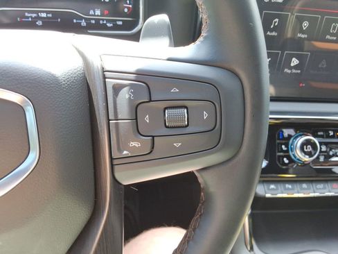 Certified 2025 GMC Sierra 1500 AT4 w/ AT4 Premium Package AWD/4WD image 29