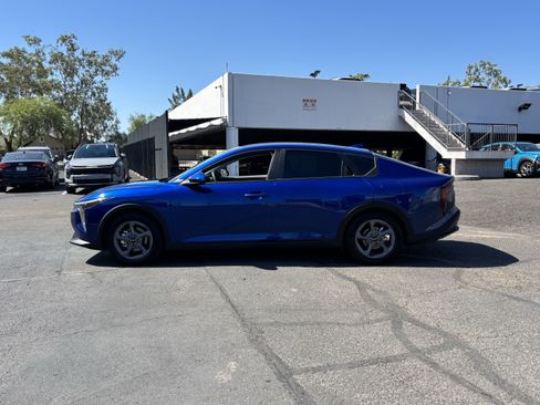 Certified 2025 Kia K4 FWD image 5