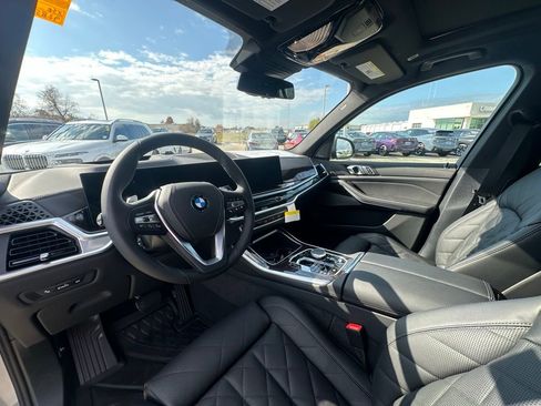 New 2026 BMW X5 xDrive50e w/ Climate Comfort Package AWD/4WD image 15