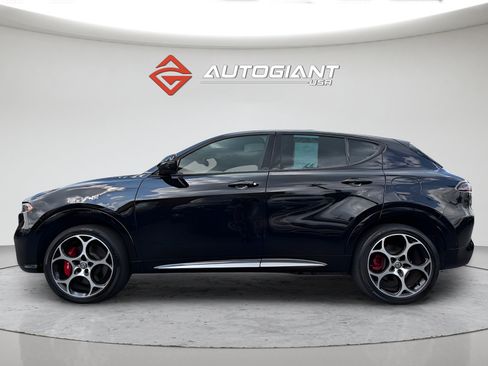 Used 2024 Alfa Romeo Tonale Ti AWD/4WD image 3