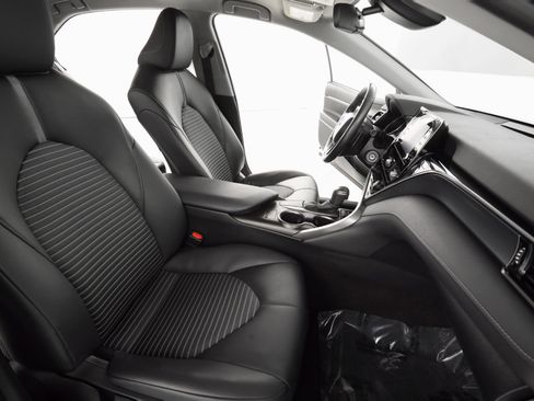 Used 2023 Toyota Camry SE image 26