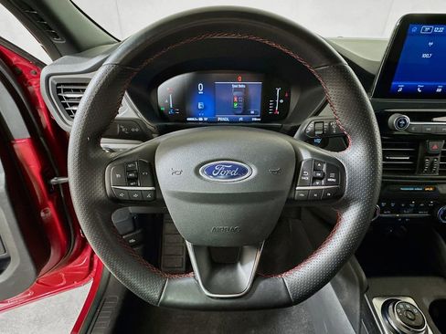 Used 2024 Ford Escape ST-Line image 9