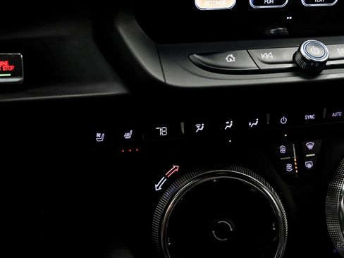 Used 2018 Chevrolet Camaro ZL1 RWD image 58