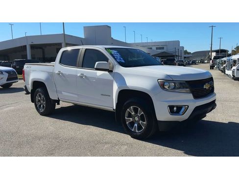Certified 2018 Chevrolet Colorado Z71 image 2