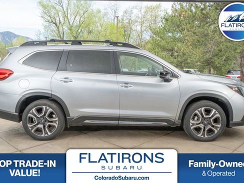 Certified 2025 Subaru Ascent Limited w/ Popular Package #2 AWD/4WD image 1