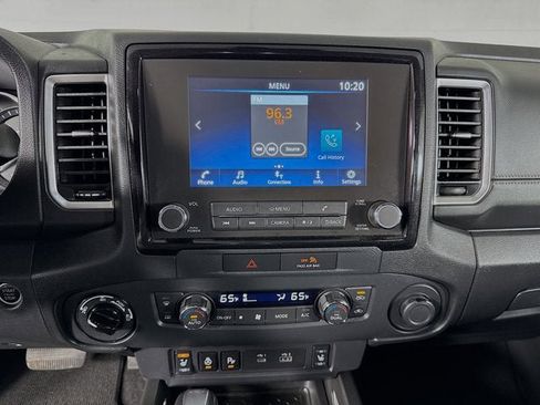 Used 2023 Nissan Frontier SV w/ SV Convenience Package image 12