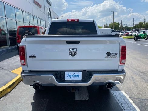 Used 2019 RAM 1500 Laramie w/ Convenience Group AWD/4WD image 8