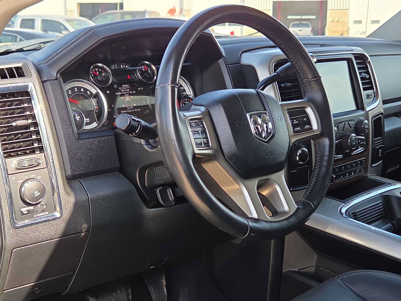 Used 2017 RAM 2500 Laramie AWD/4WD image 10