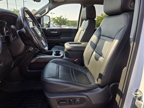 Used 2021 GMC Sierra 3500 Denali w/ Denali Ultimate Package AWD/4WD image 4