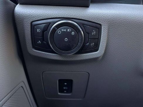 Used 2015 Ford F150 XLT w/ Equipment Group 302A Luxury image 33