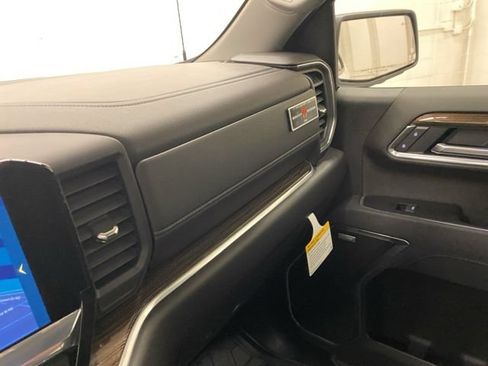 New 2026 Chevrolet Silverado 1500 RST AWD/4WD image 19