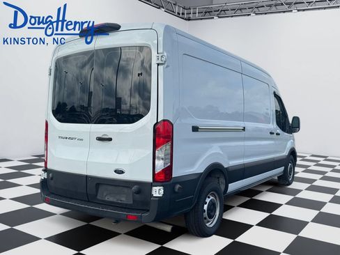 Used 2020 Ford Transit 250 Medium Roof RWD image 5