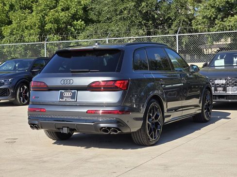 New 2026 Audi SQ7 Prestige image 6