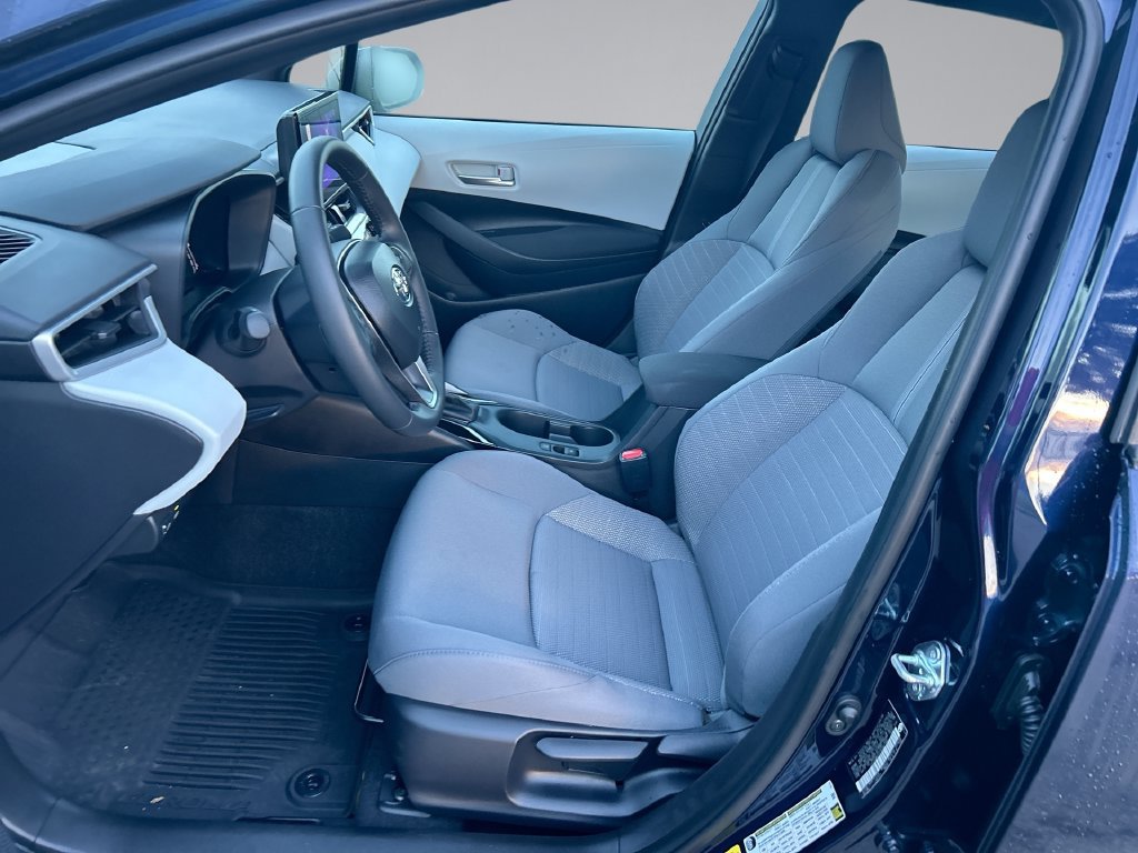 Used 2026 Toyota Corolla SE FWD image 11