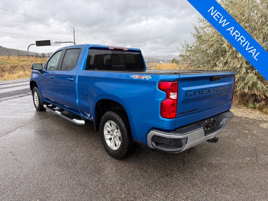 Used 2024 Chevrolet Silverado 1500 LT w/ Leather Package AWD/4WD image 4