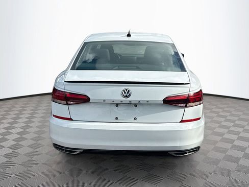 Used 2020 Volkswagen Passat 2.0T R-Line image 7