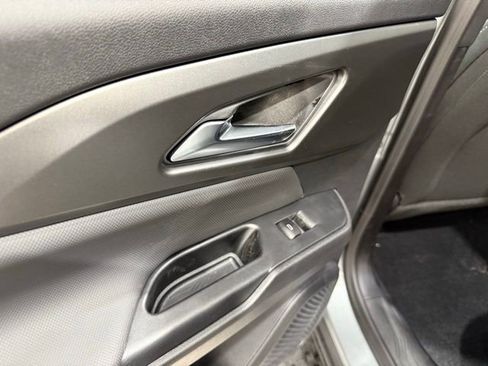 New 2026 Chevrolet Equinox EV LT w/ Comfort Package image 16