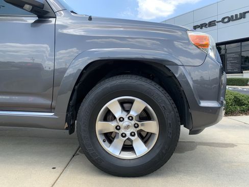 Used 2013 Toyota 4Runner SR5 w/ Convenience Pkg AWD/4WD image 13